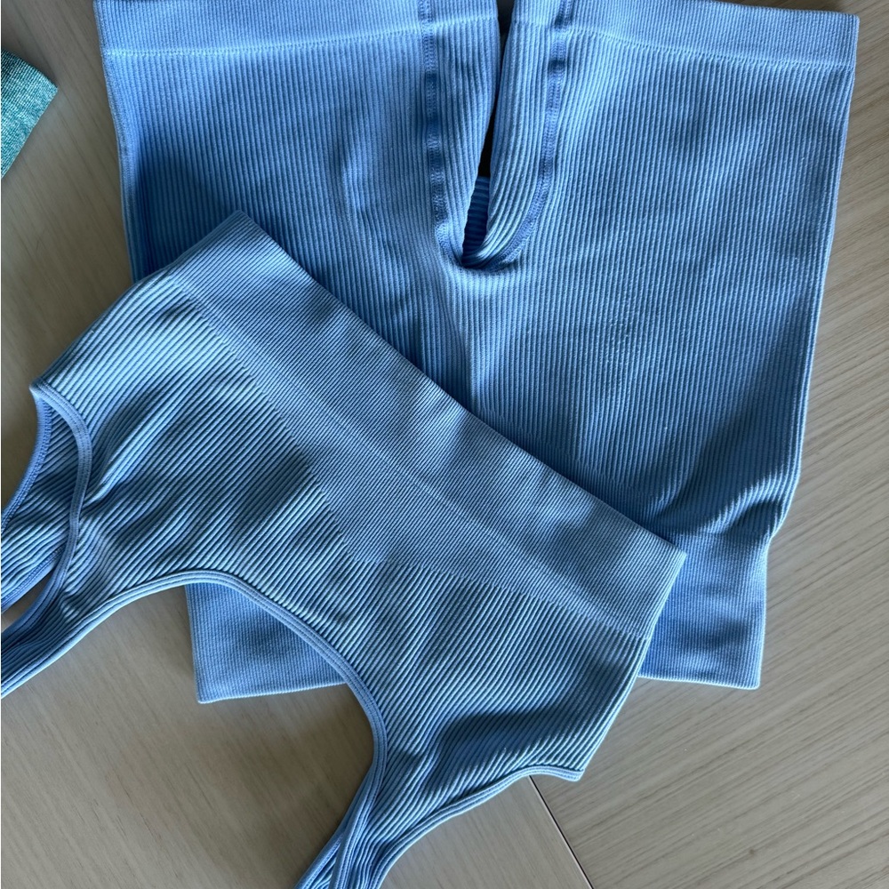 Workout Bundle - Picture 2 of 4